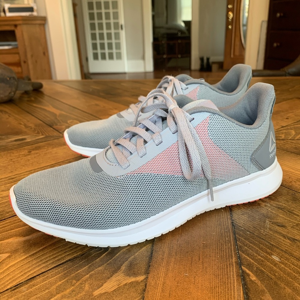 Reebok Sneakers